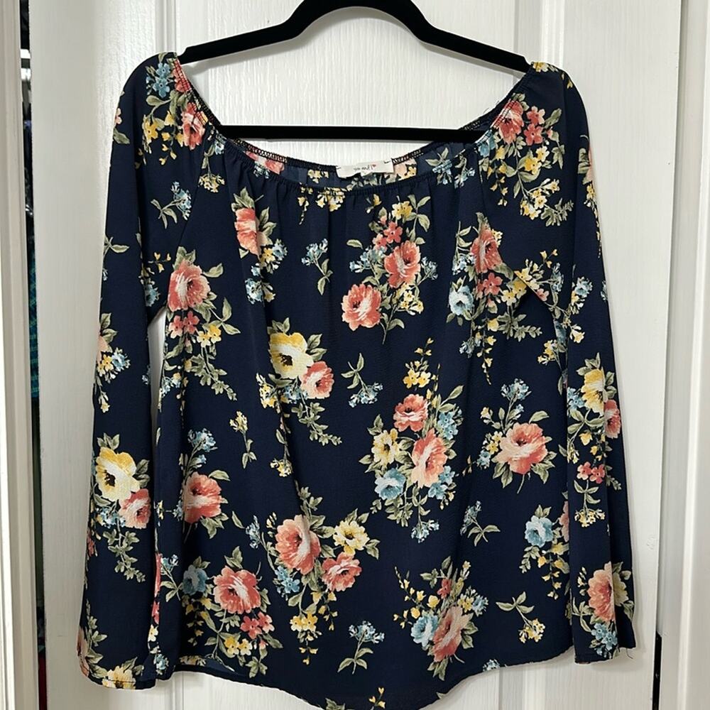 You and I long sleeve floral top size S